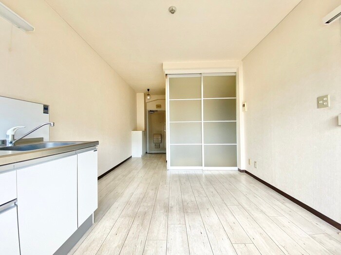 物件内観写真10　(居室)