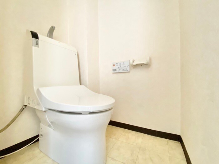 物件内観写真14　(トイレ)