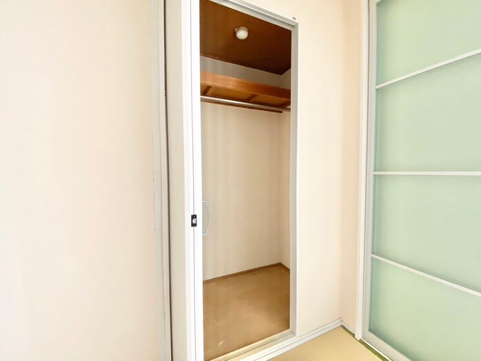 物件内観写真16　(収納)