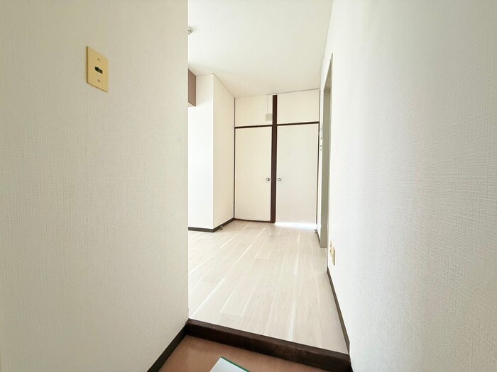 三国ヶ丘駅前ビルの廊下