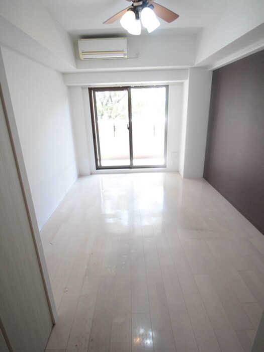 物件内観写真15　(居室)