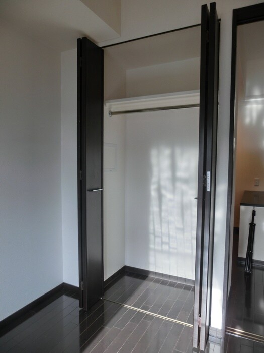 物件内観写真18　(収納)