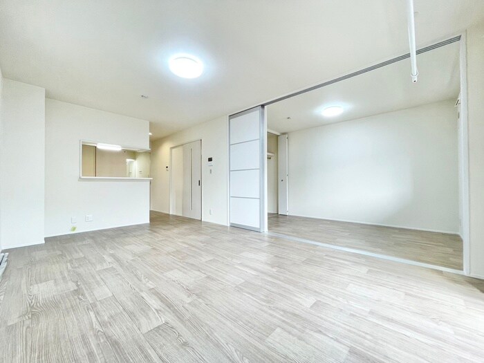 物件内観写真7　(居室)