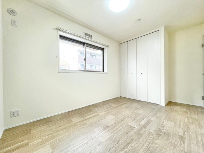 物件内観写真8　(居室)