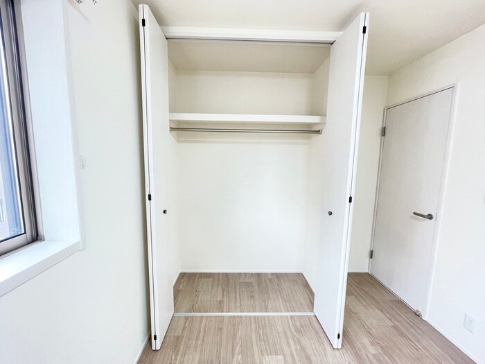 物件内観写真16　(収納)