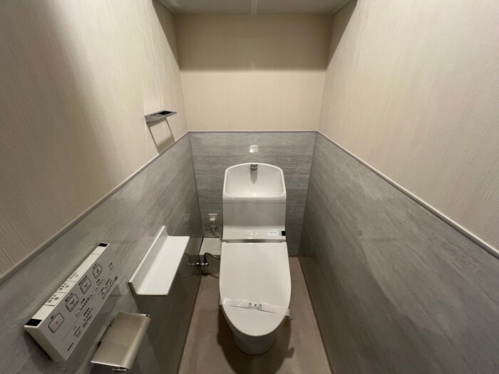 物件内観写真11　(トイレ)