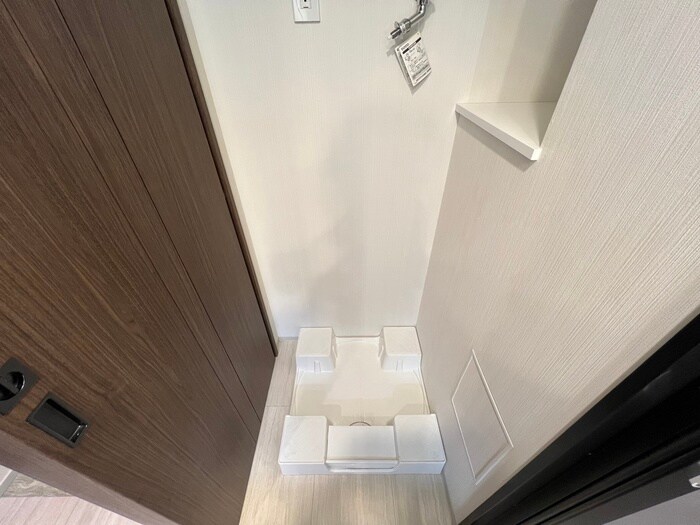 物件内観写真13　(洗濯機置場)