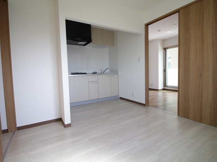 物件内観写真8　(内観写真)