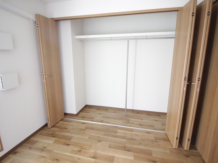 物件内観写真11　(収納)