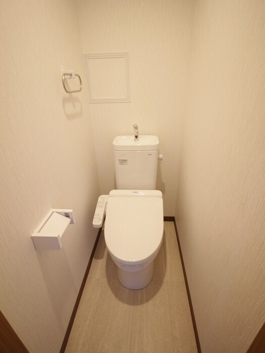 物件内観写真15　(トイレ)