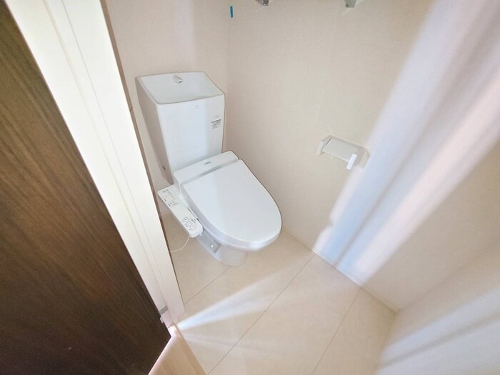 物件内観写真15　(トイレ)