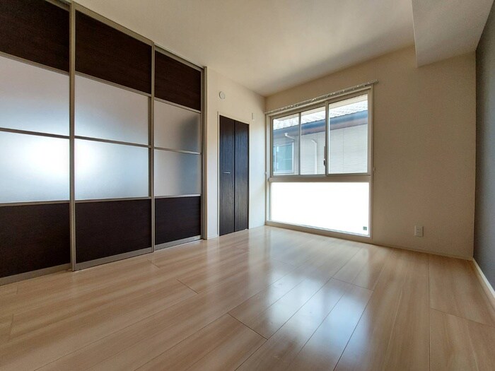 物件内観写真17　(居室)