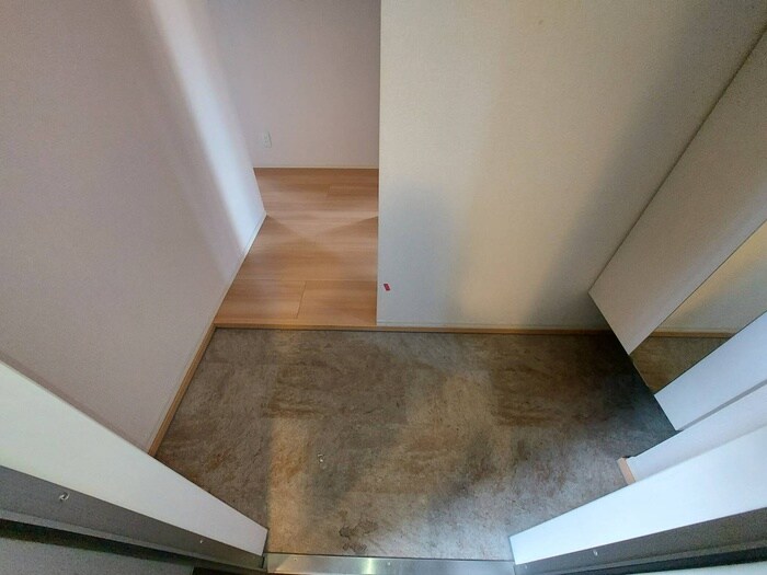 物件内観写真20　(玄関)