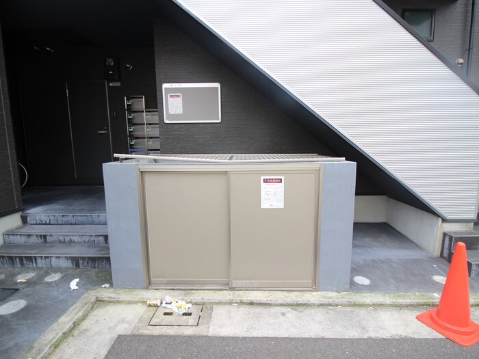 物件外観写真3　(建物設備)