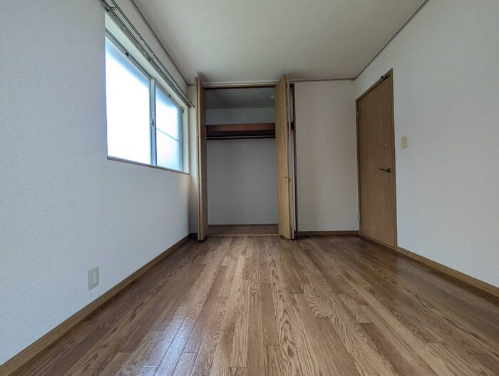 物件内観写真13　(居室)