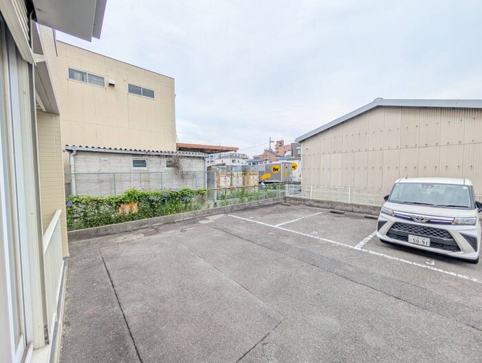 物件内観写真22　(室内からの展望)