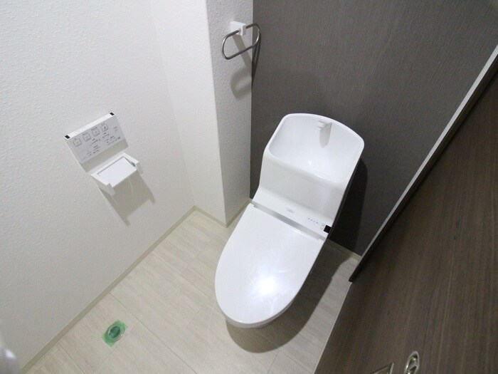 物件内観写真10　(トイレ)