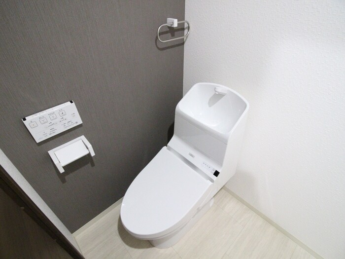 物件内観写真10　(トイレ)