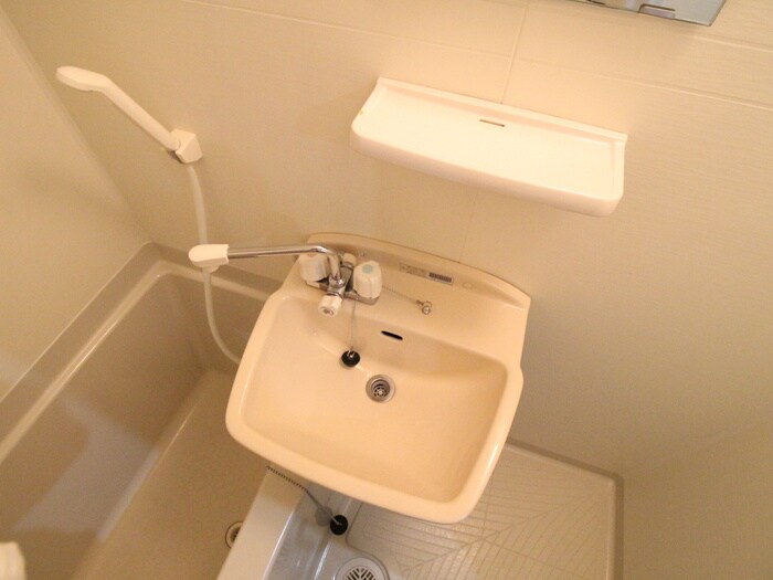 物件内観写真11　(洗面)