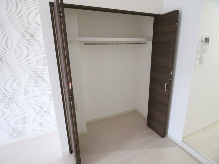 物件内観写真12　(収納)