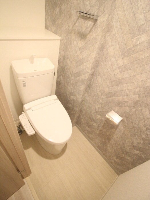 物件内観写真9　(トイレ)