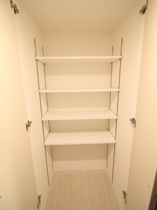 物件内観写真18　(靴箱)