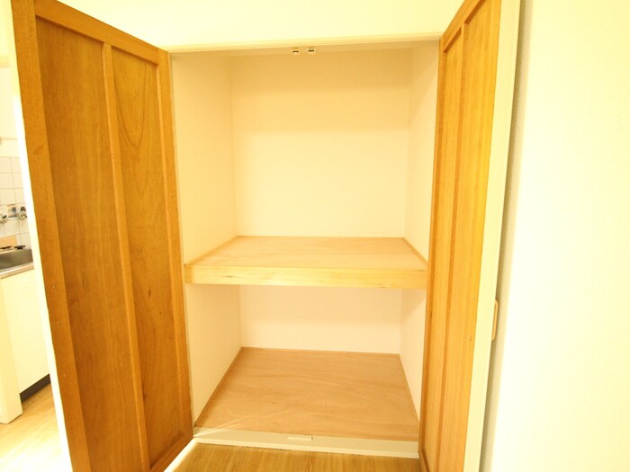 物件内観写真16　(収納)