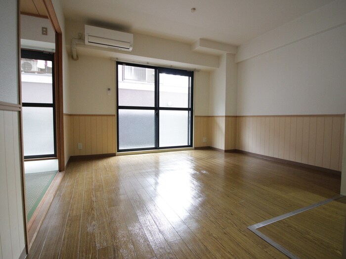 物件内観写真9　(居室)