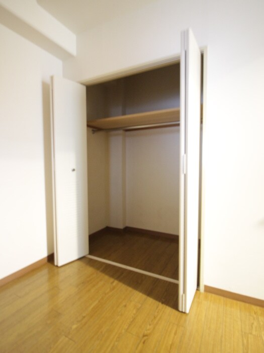 物件内観写真10　(収納)