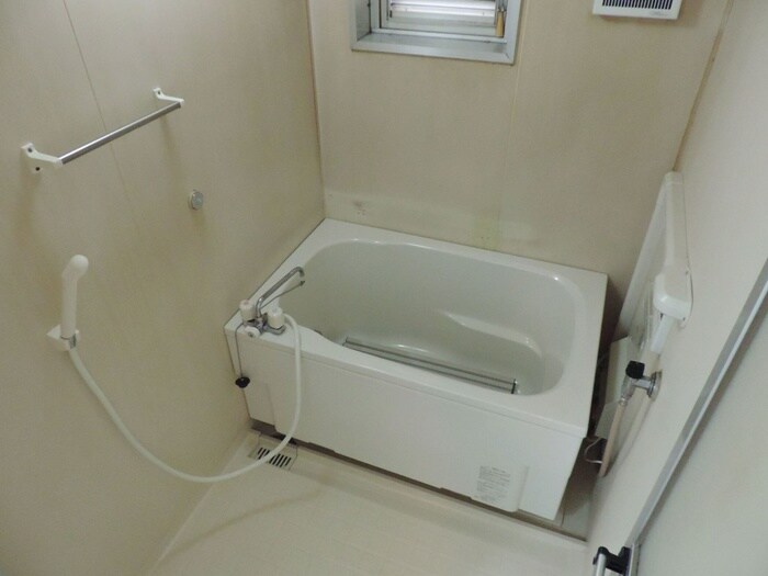 物件内観写真9　(バス／シャワールーム等)