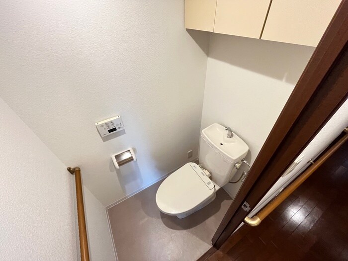 物件内観写真12　(トイレ)