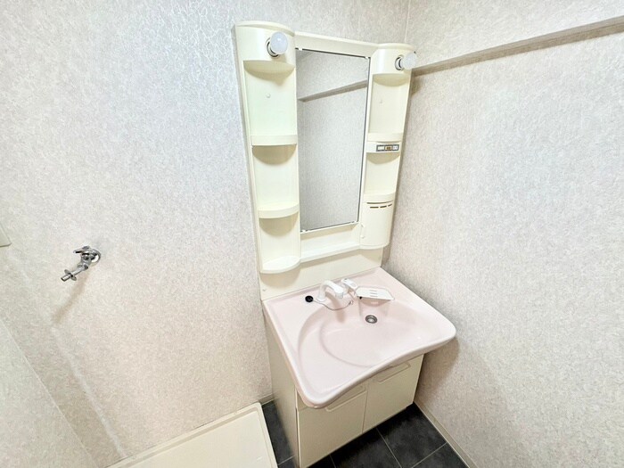 物件内観写真9　(洗面)