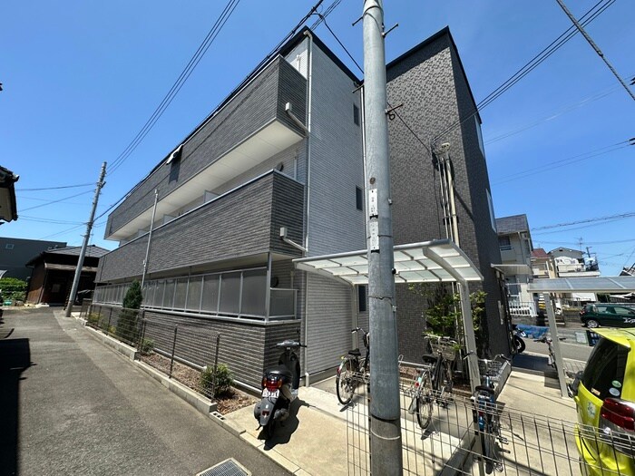 物件外観写真3　(外観写真)