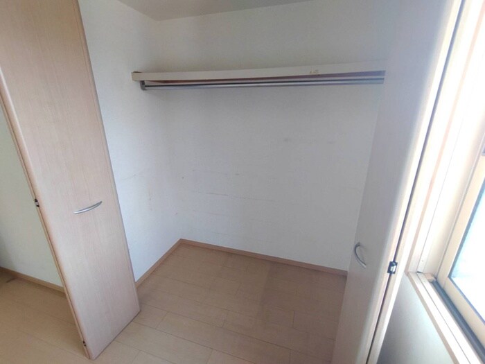 物件内観写真15　(収納)