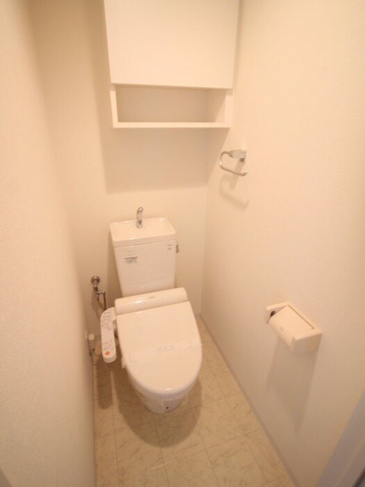 物件内観写真9　(トイレ)