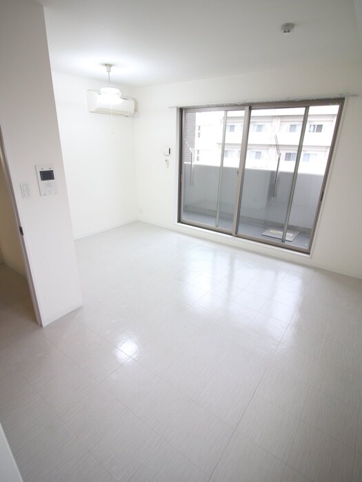 物件内観写真12　(居室)