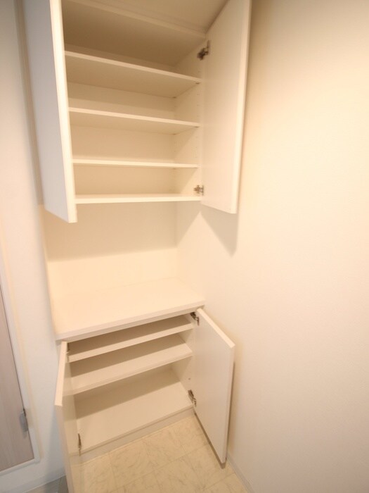 物件内観写真17　(靴箱)