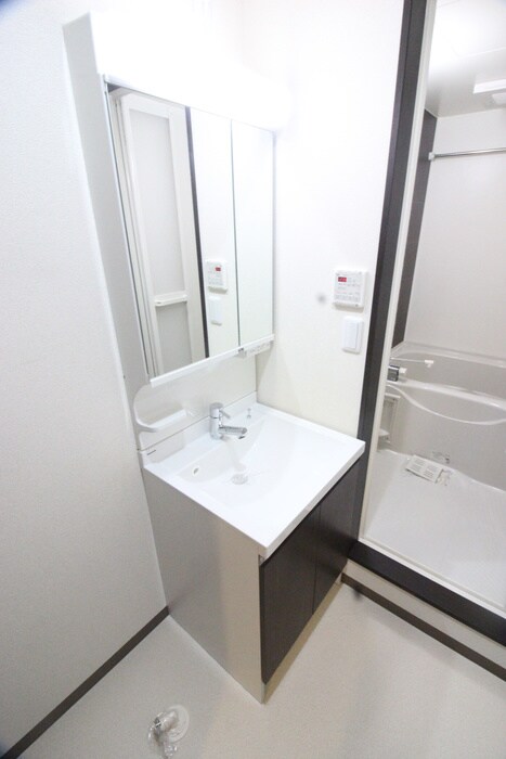 物件内観写真11　(洗面)