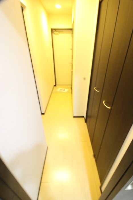物件内観写真17　(廊下)