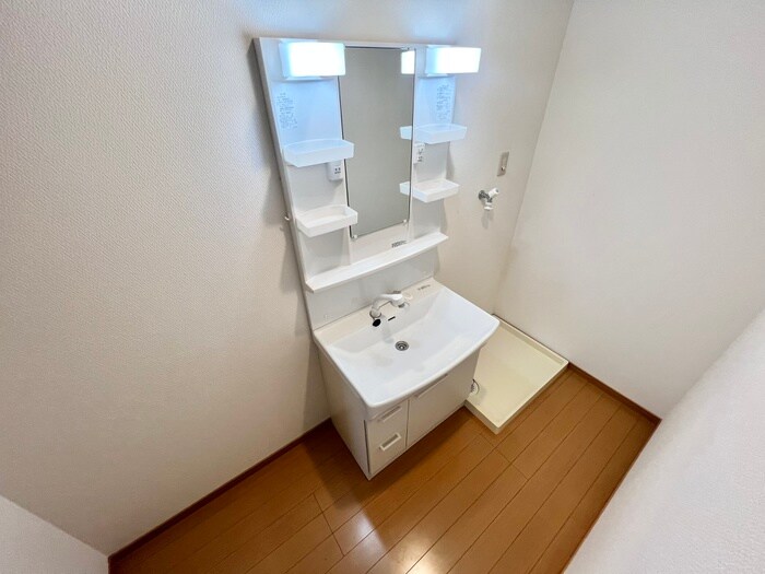 物件内観写真11　(洗面)