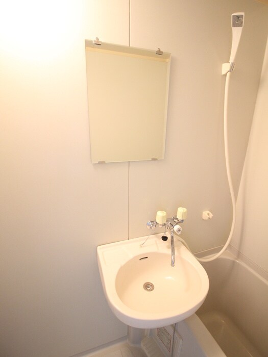 物件内観写真7　(洗面)