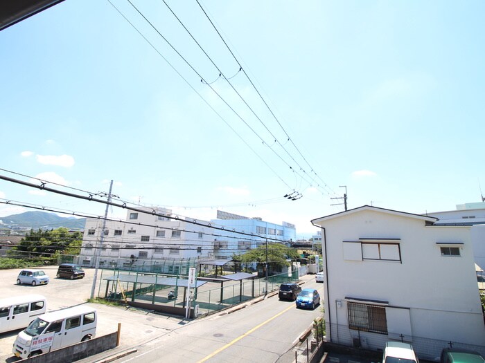 物件内観写真11　(室内からの展望)