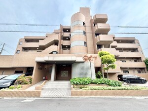 センチュリー１番館外観写真