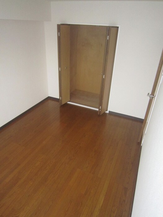 物件内観写真14　(収納)