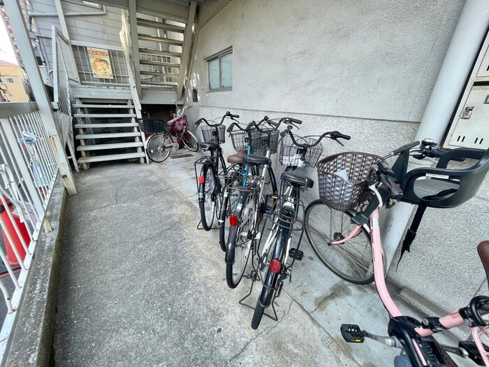 物件外観写真4　(建物設備)