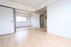 物件内観写真11　(居室)