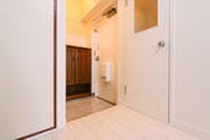 物件内観写真15　(靴箱)