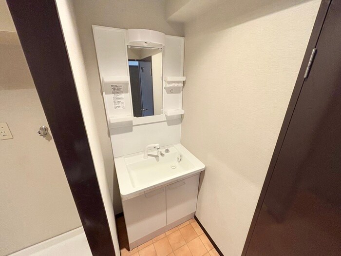 物件内観写真11　(洗面)