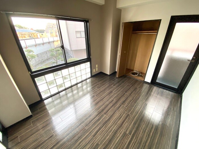 物件内観写真18　(居室)