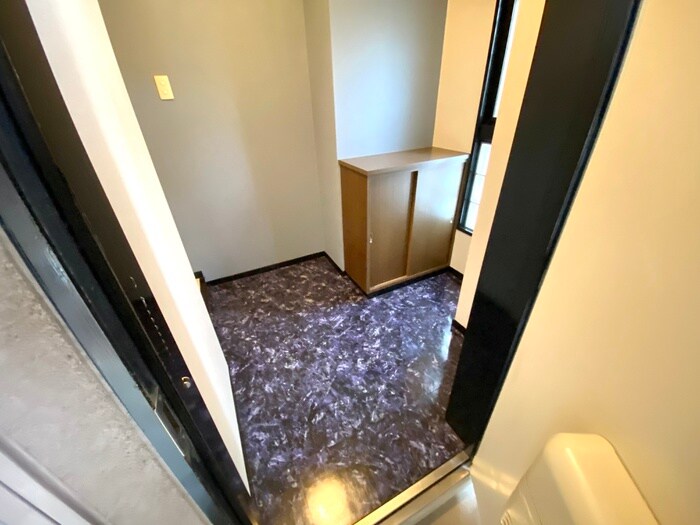 物件内観写真19　(玄関)